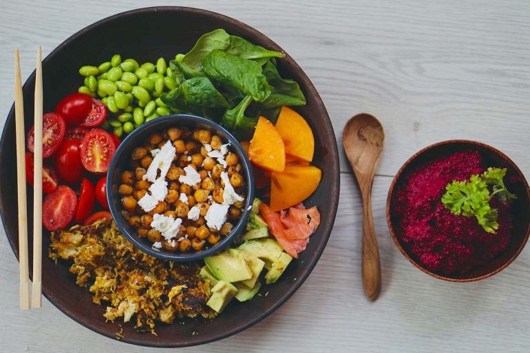 Mehr über den Artikel erfahren Richtige Ernährung bei Kinderwunsch – Wie du deine Fruchtbarkeit natürlich unterstützen kannst